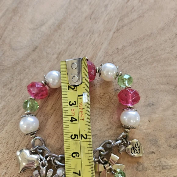 Betsey Johnson Green Pink Beaded Hummingbird Charm Bracelet - Picture 5 of 6